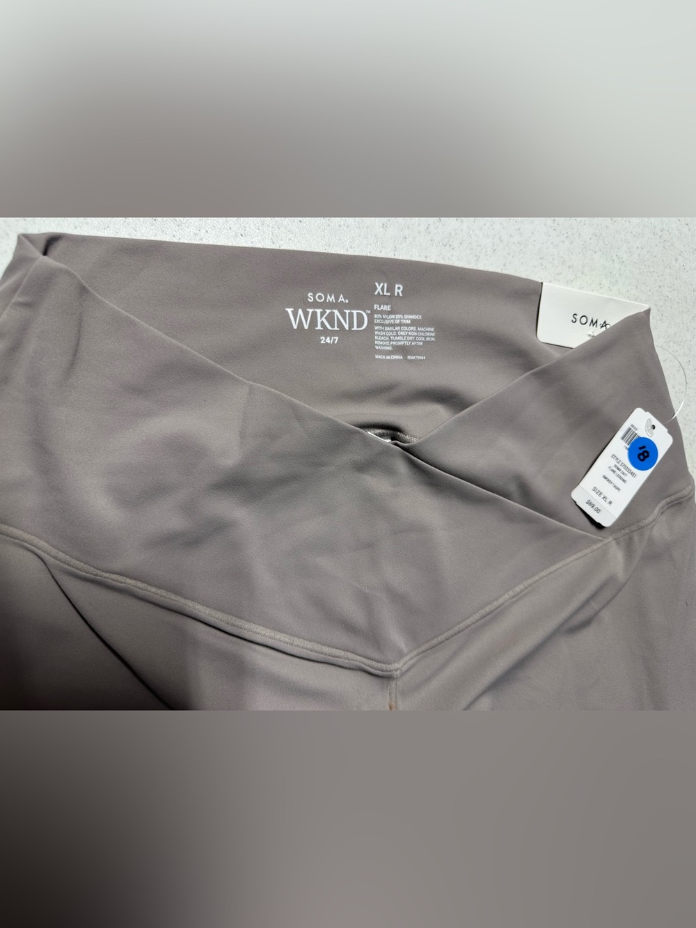 Soma 24/7 Smokey Taupe yoga Athletic Flare Regular High Waist Legging Pant NWT - Picture 2 of 5